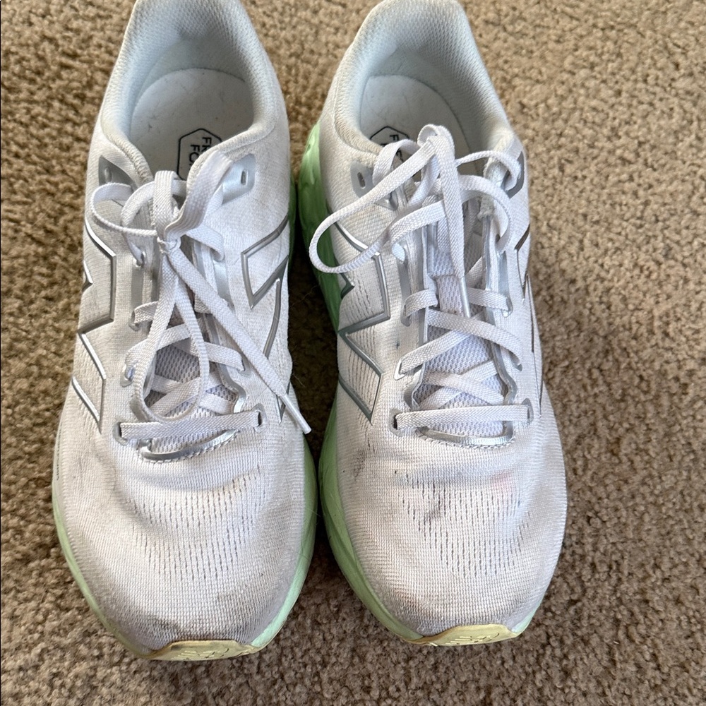 New Balance White and Mint Sneakers